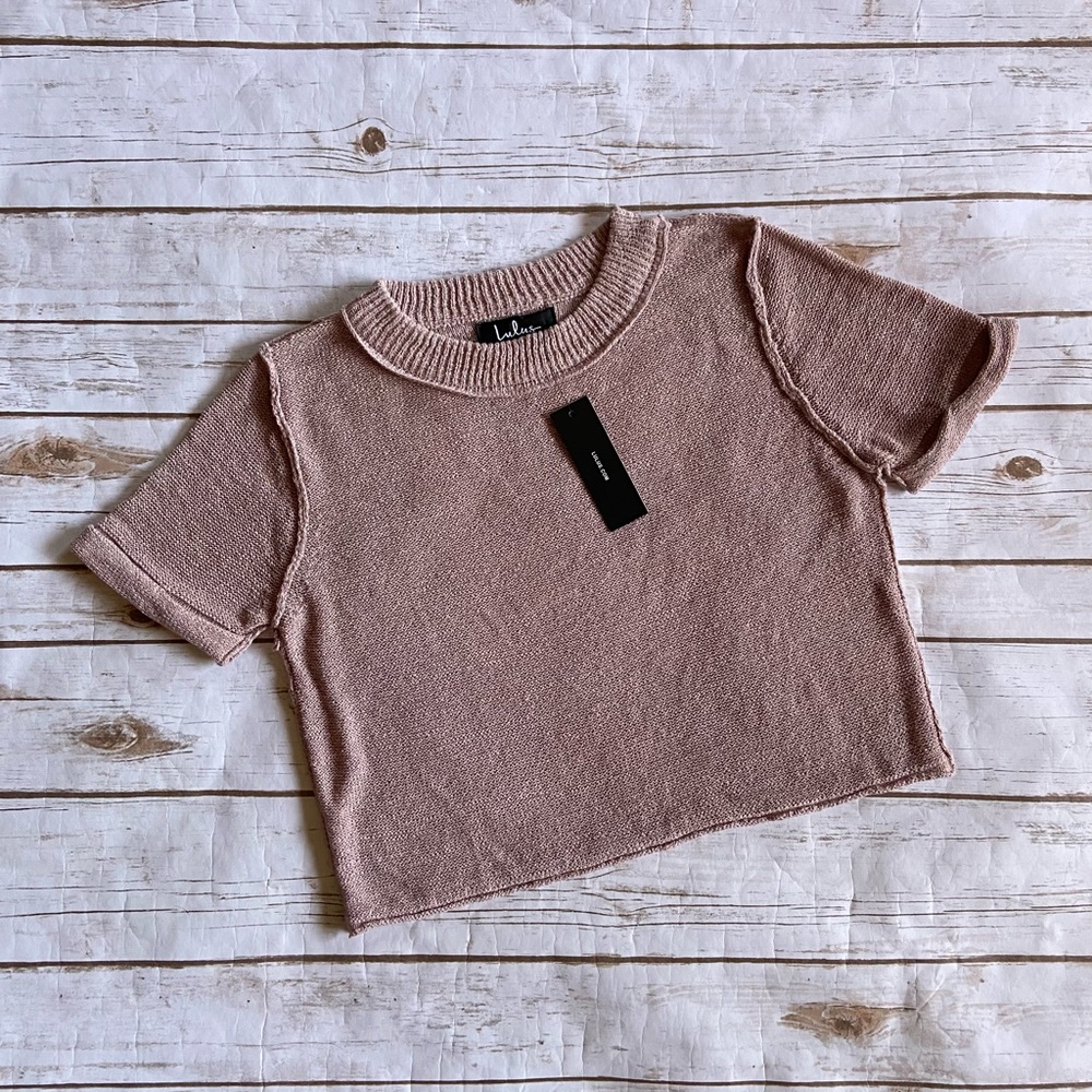 💜NWT LULUS cropped short sleeve sweater top